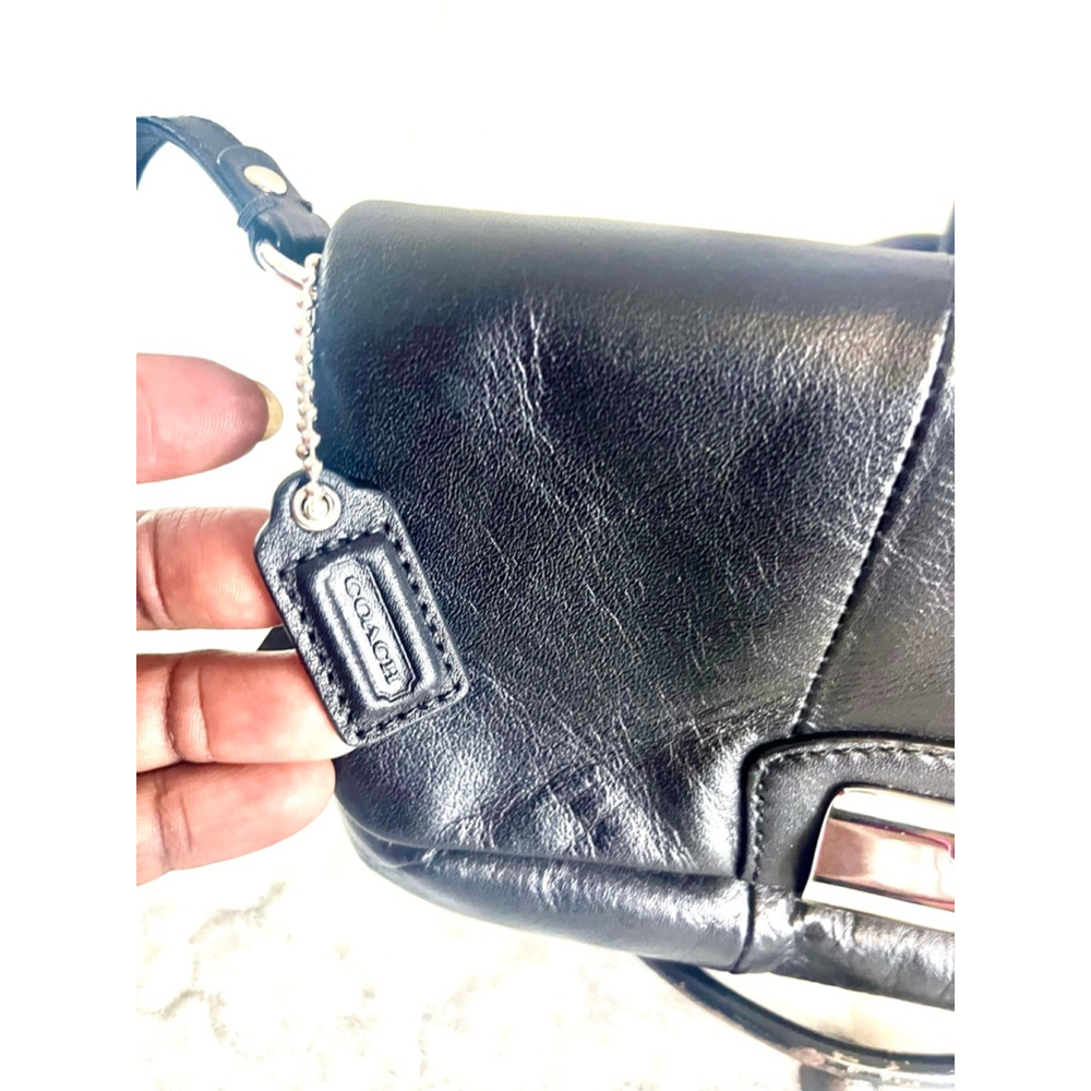 Coach Kristin Black Leather Buckle Flap Closure Clutch Wristlet Wallet - Picture 3 of 9